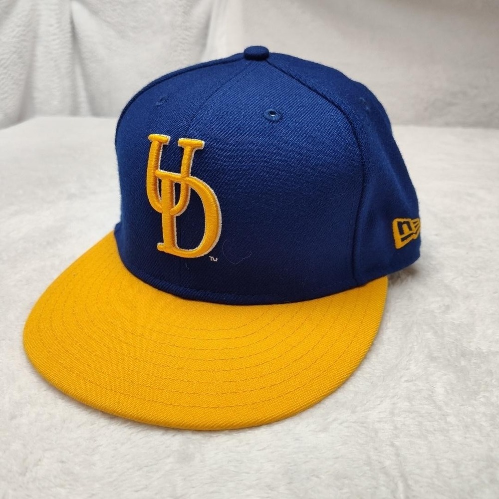 University Of Delaware Blue Hens Hat Cap Fitted Mens 7 1/4 Blue Baseball New Era